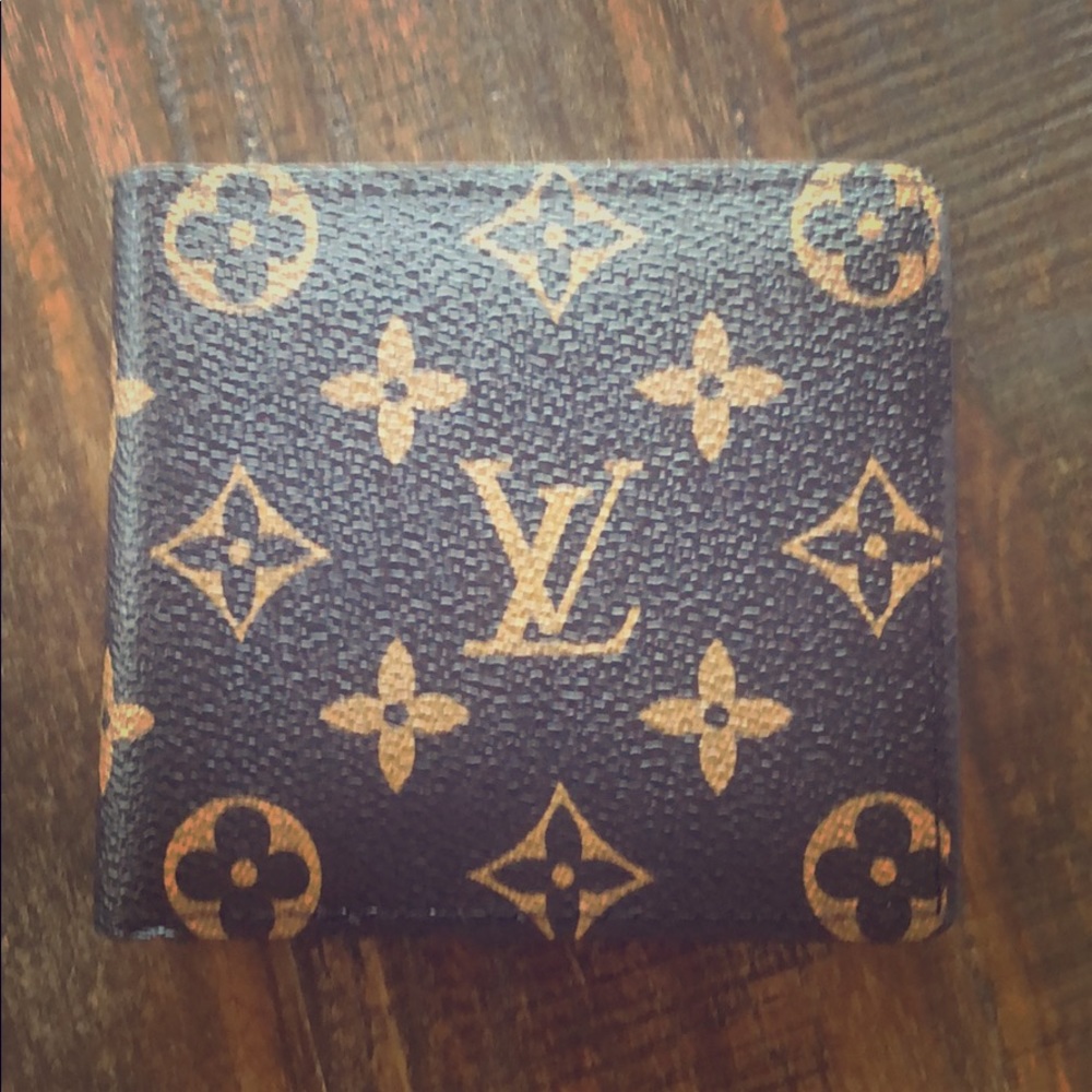 Louis Vuitton Bifold Wallet